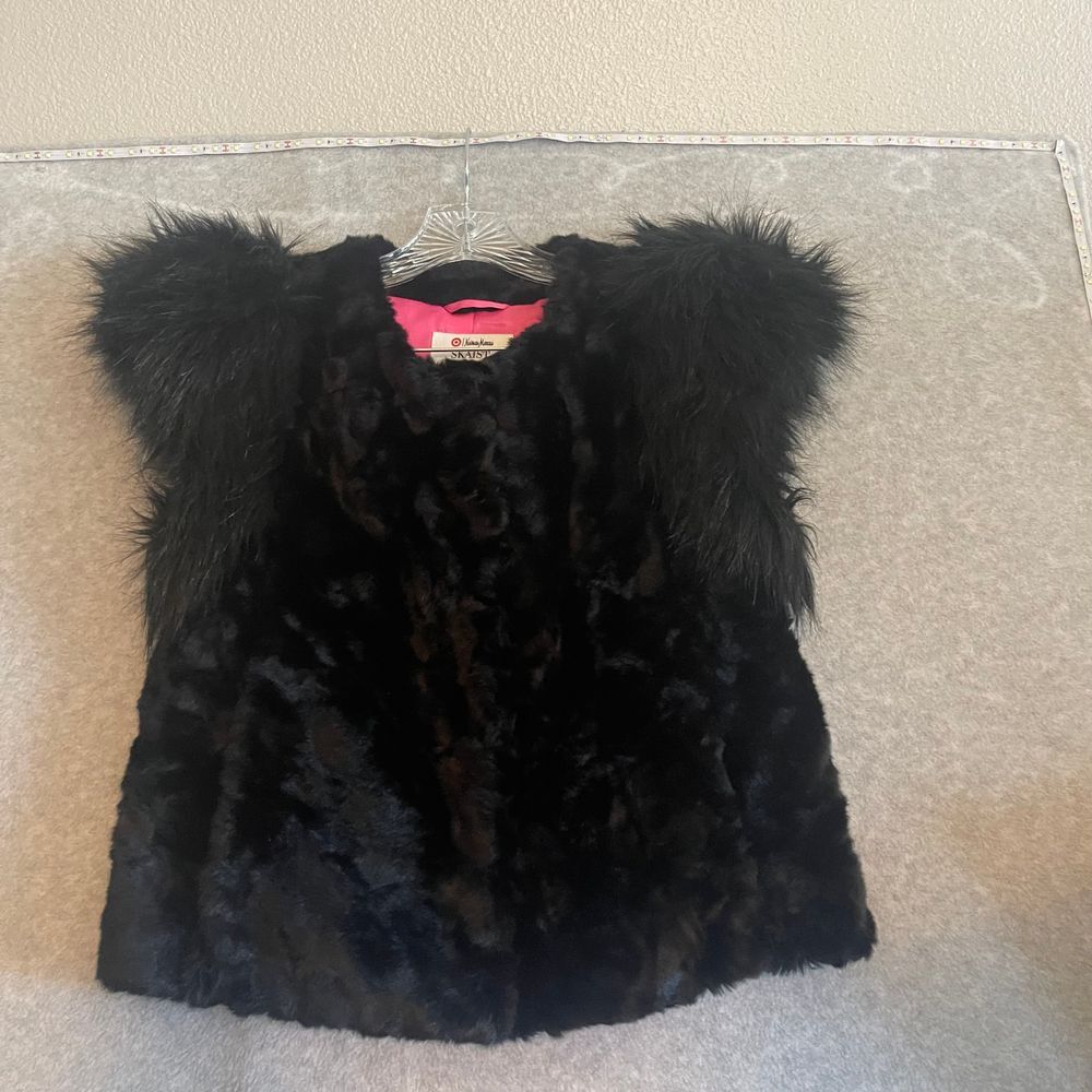 Skaist Taylor Neiman Marcus for Target, size small, faux fur vest, black pink‎ - Picture 10 of 13